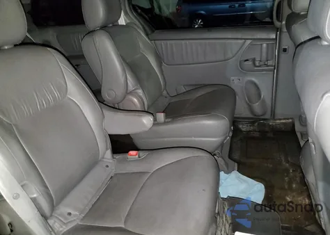 2009 Toyota Sienna Xle from USA, damaged, VIN 5TDZK22C69S257243